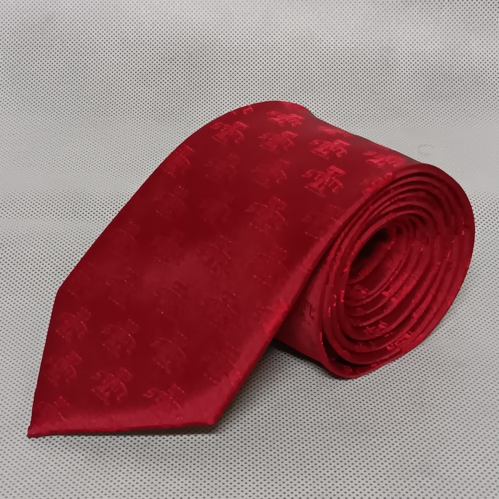 Donegal Bay Iowa State Cyclones Silk Necktie Red Hand Made Embossed I State Logo
